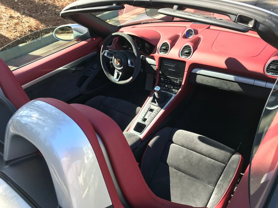 2021 Porsche 718 Boxster Spyder - Image 4 of 10