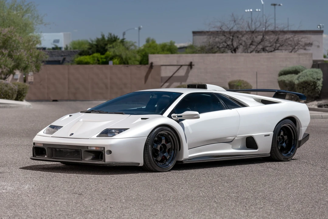1991 Lamborghini Diablo - Image 2 of 31
