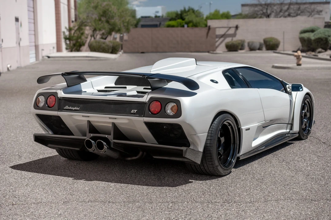 1991 Lamborghini Diablo - Image 16 of 31