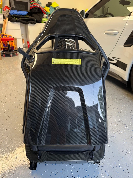 2007 Parts & Memorabilia Seats & Interior - Image 10 of 24