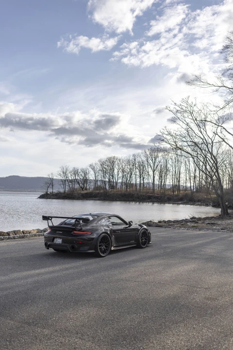 2018 Porsche 991 GT2 RS - Image 6 of 9