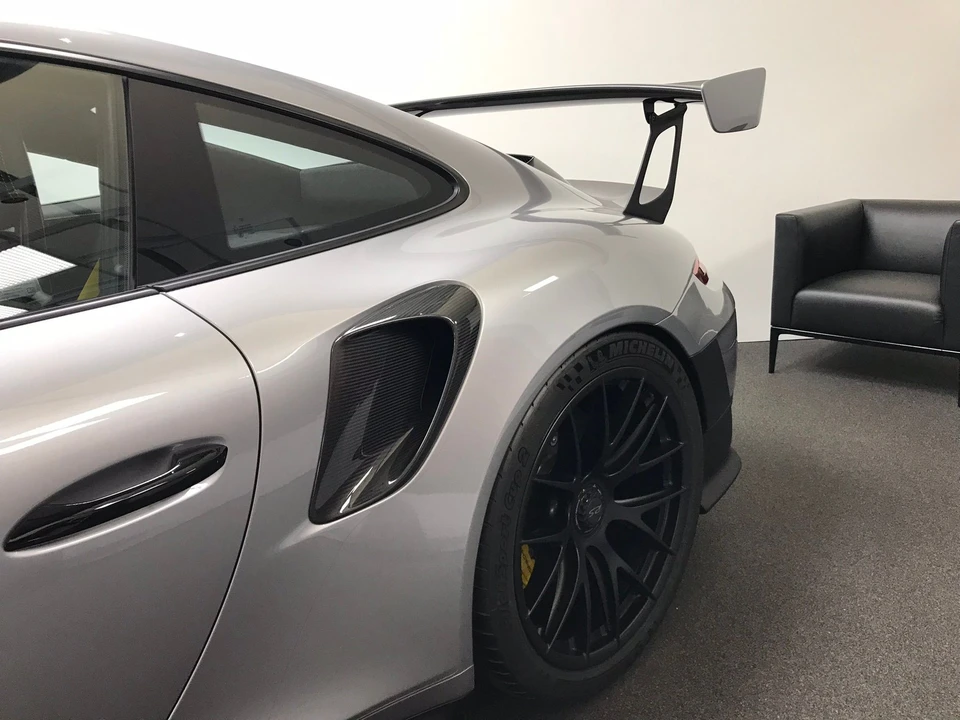 2018 Porsche 991 GT2 RS - Image 3 of 8