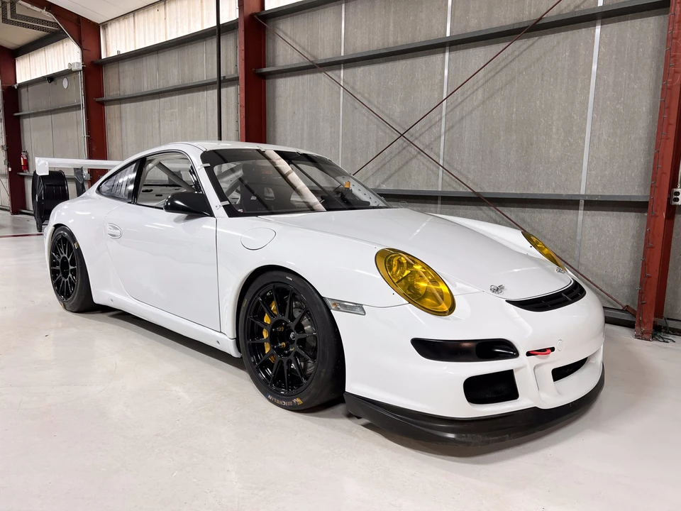 2006 Porsche 997 Carrera - Image 8 of 31