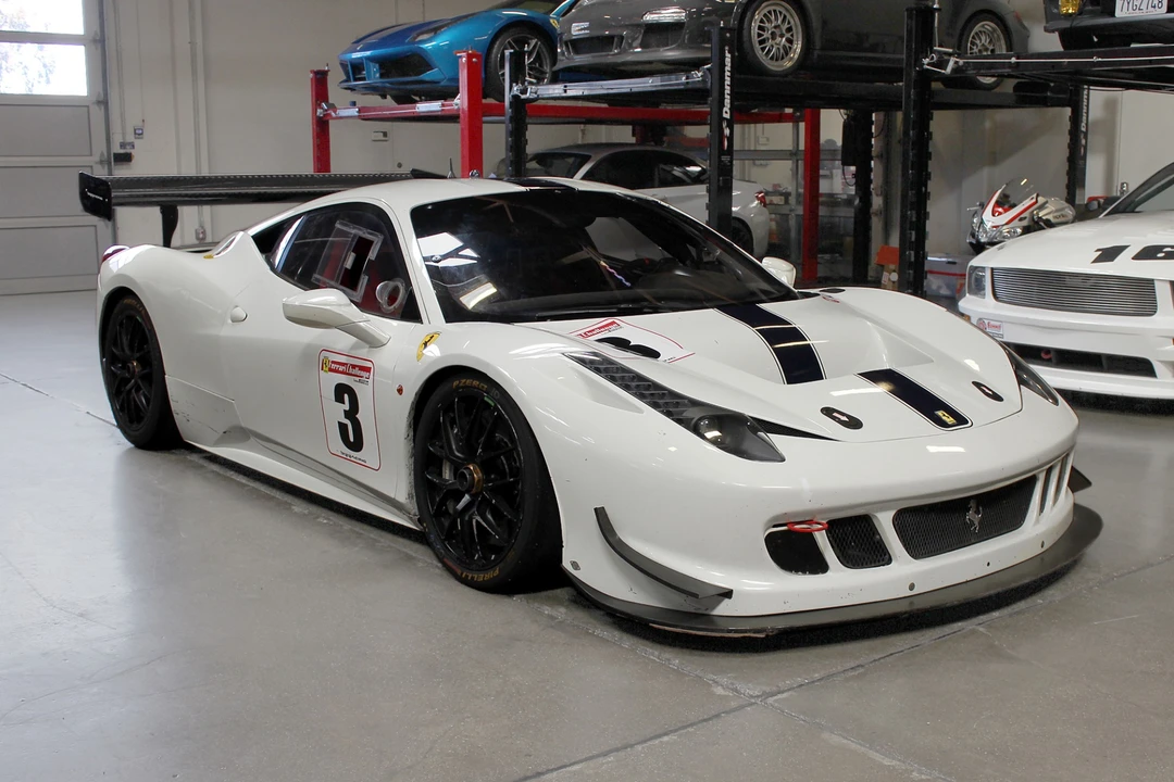 2011 Ferrari 458 Italia - Image 28 of 31