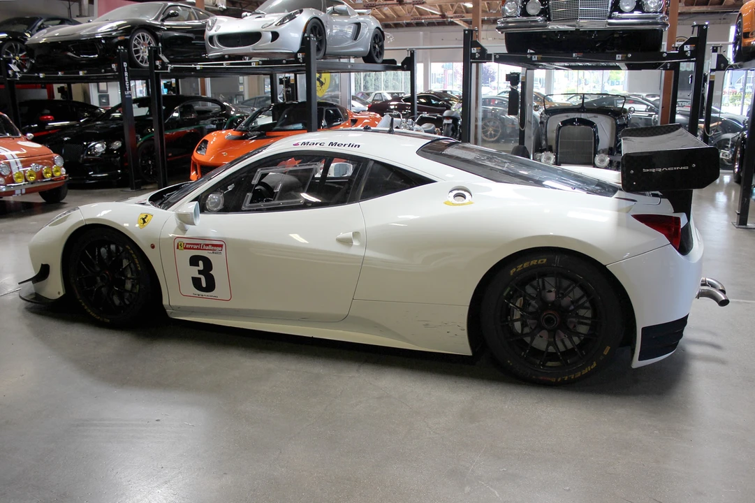 2011 Ferrari 458 Italia - Image 24 of 31