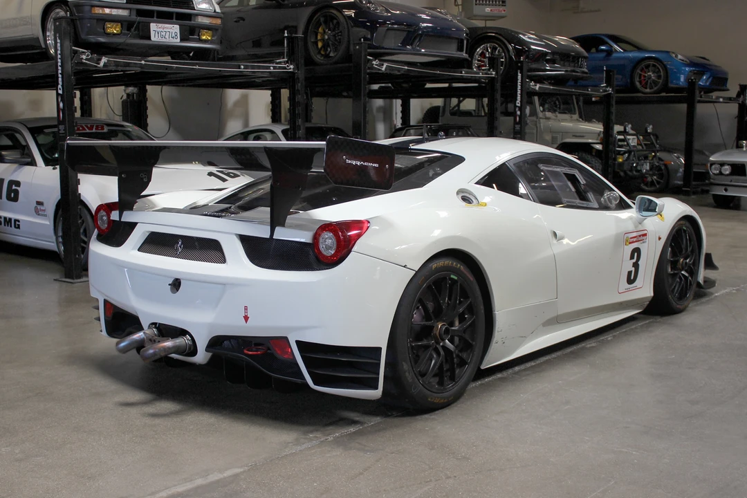 2011 Ferrari 458 Italia - Image 26 of 31