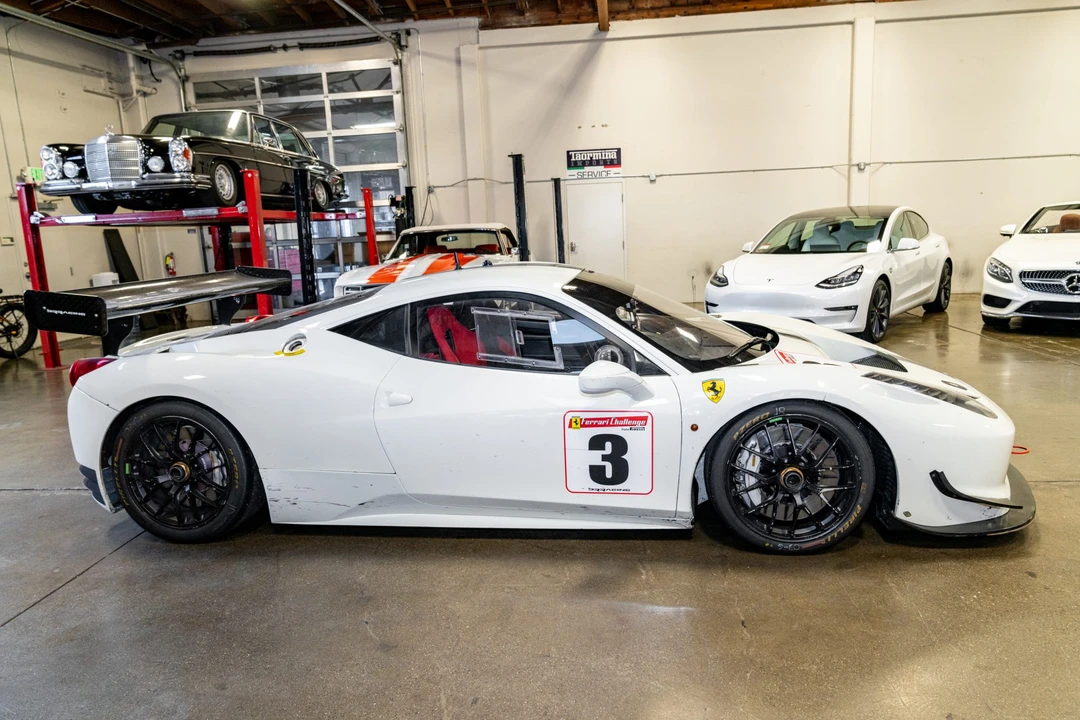 2011 Ferrari 458 Italia - Image 20 of 31