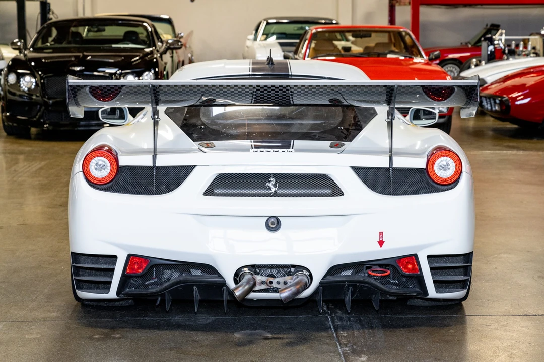 2011 Ferrari 458 Italia - Image 18 of 31