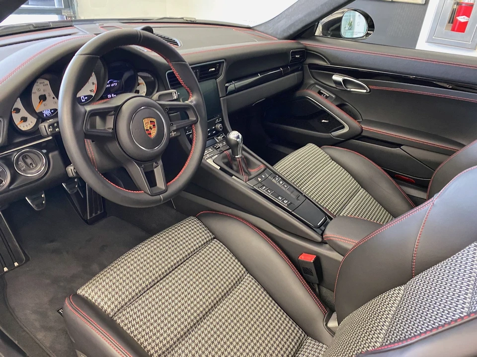 2018 Porsche 991 GT3 - Image 5 of 7