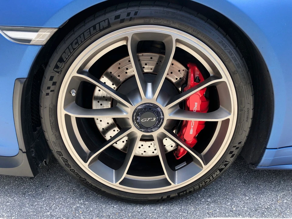 2015 Porsche 991 GT3 - Image 4 of 28