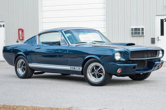 1965 Ford Mustang Fastback GT350-Style