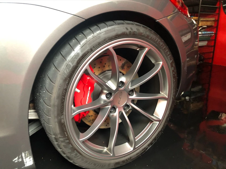 2016 Porsche 981 Cayman GT4 - Image 15 of 19