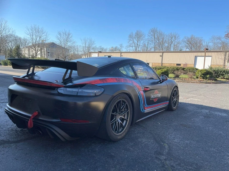2020 Porsche 718 Cayman GT4 - Image 4 of 5