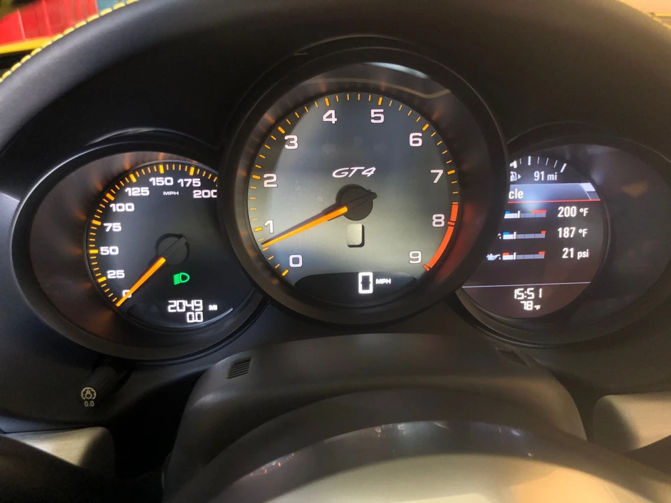2016 Porsche 981 Cayman GT4 - Image 5 of 11