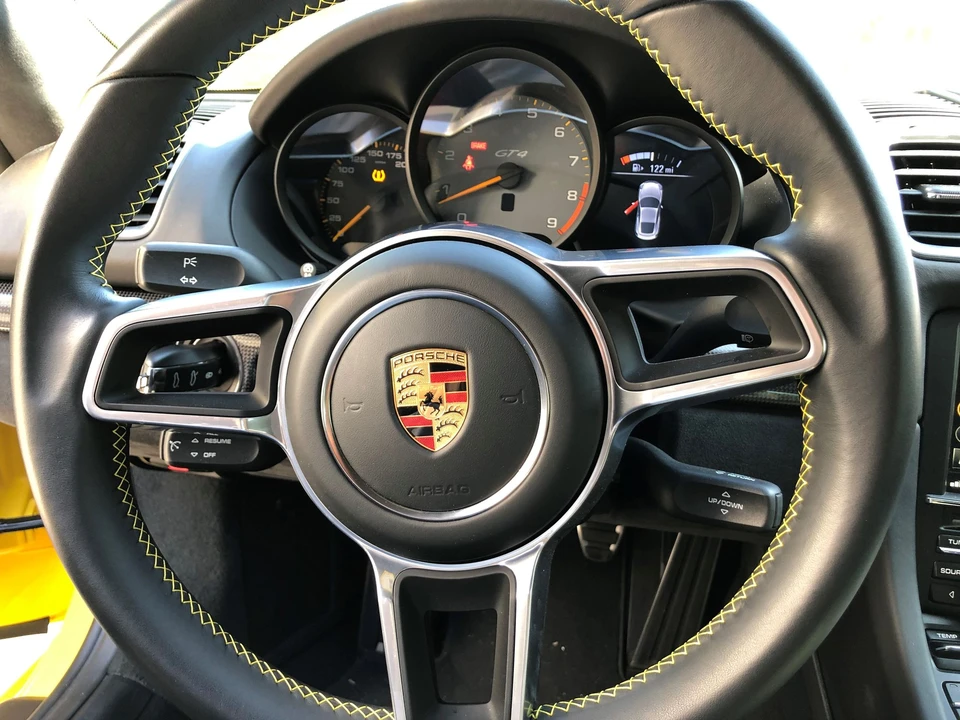 2016 Porsche 981 Cayman GT4 - Image 6 of 22