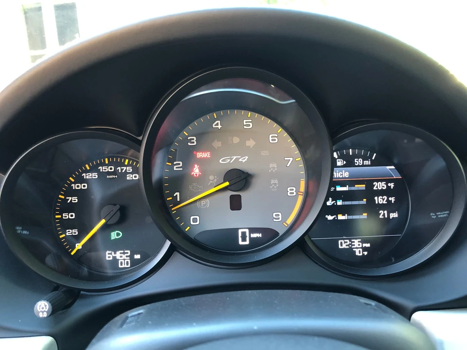 2016 Porsche 981 Cayman GT4 - Image 3 of 9