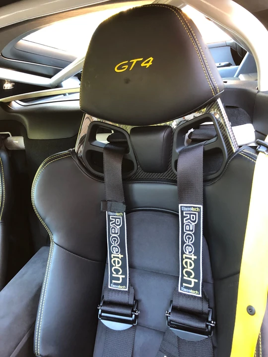 2016 Porsche 981 Cayman GT4 - Image 2 of 9