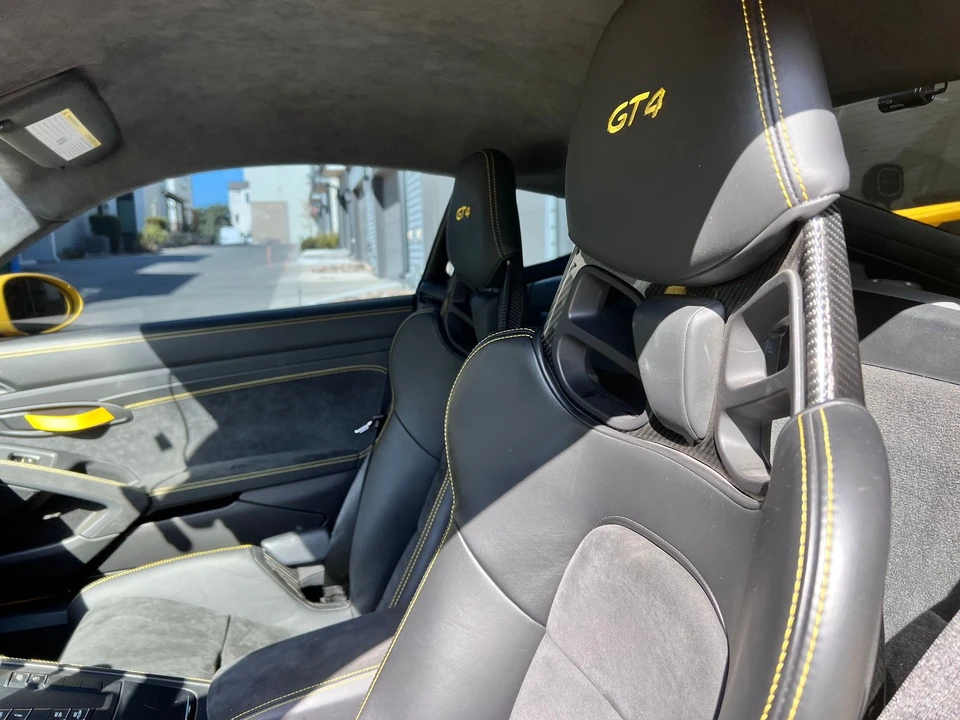 2021 Porsche 718 Cayman GT4 - Image 13 of 18
