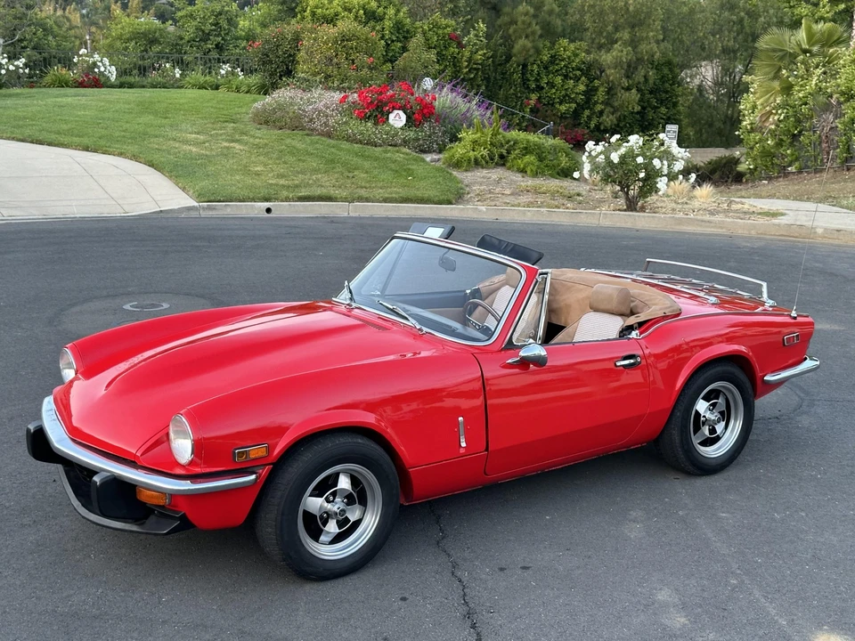 Triumph Spitfire - Image 2 of 31