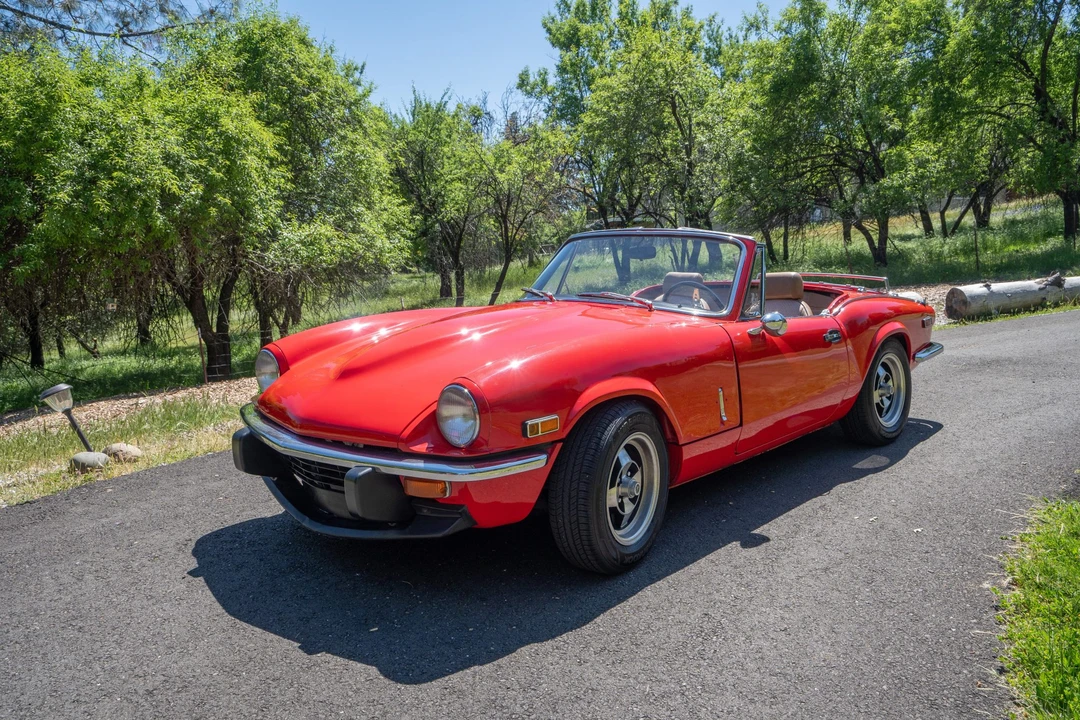Triumph Spitfire - Image 2 of 31