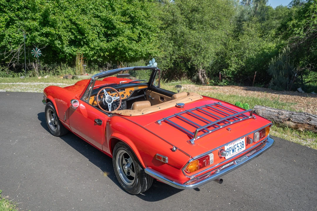 Triumph Spitfire - Image 8 of 31