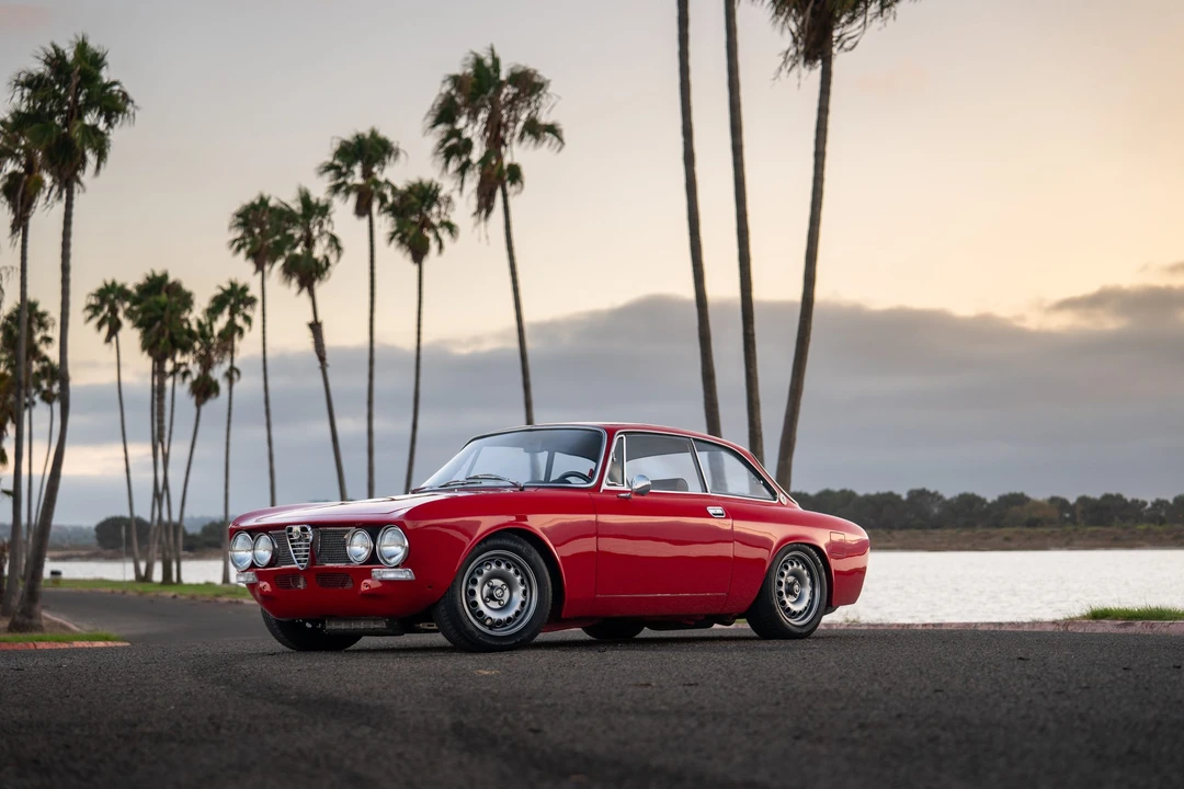 1974 Alfa Romeo 2000 GT Veloce - Image 3 of 31