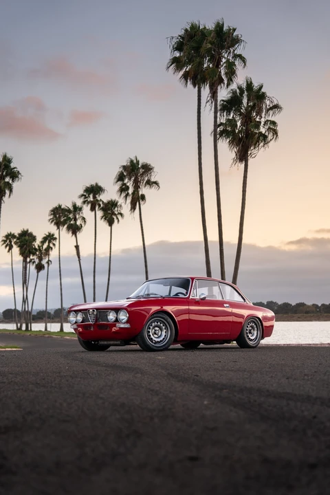 1974 Alfa Romeo 2000 GT Veloce - Image 5 of 31