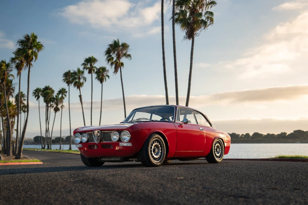 1974 Alfa Romeo 2000 GT Veloce - Image 6 of 31
