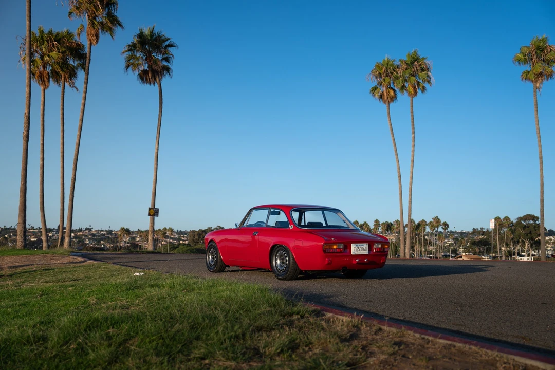 1974 Alfa Romeo 2000 GT Veloce - Image 24 of 31