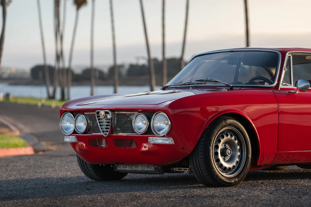 1974 Alfa Romeo 2000 GT Veloce - Image 31 of 31