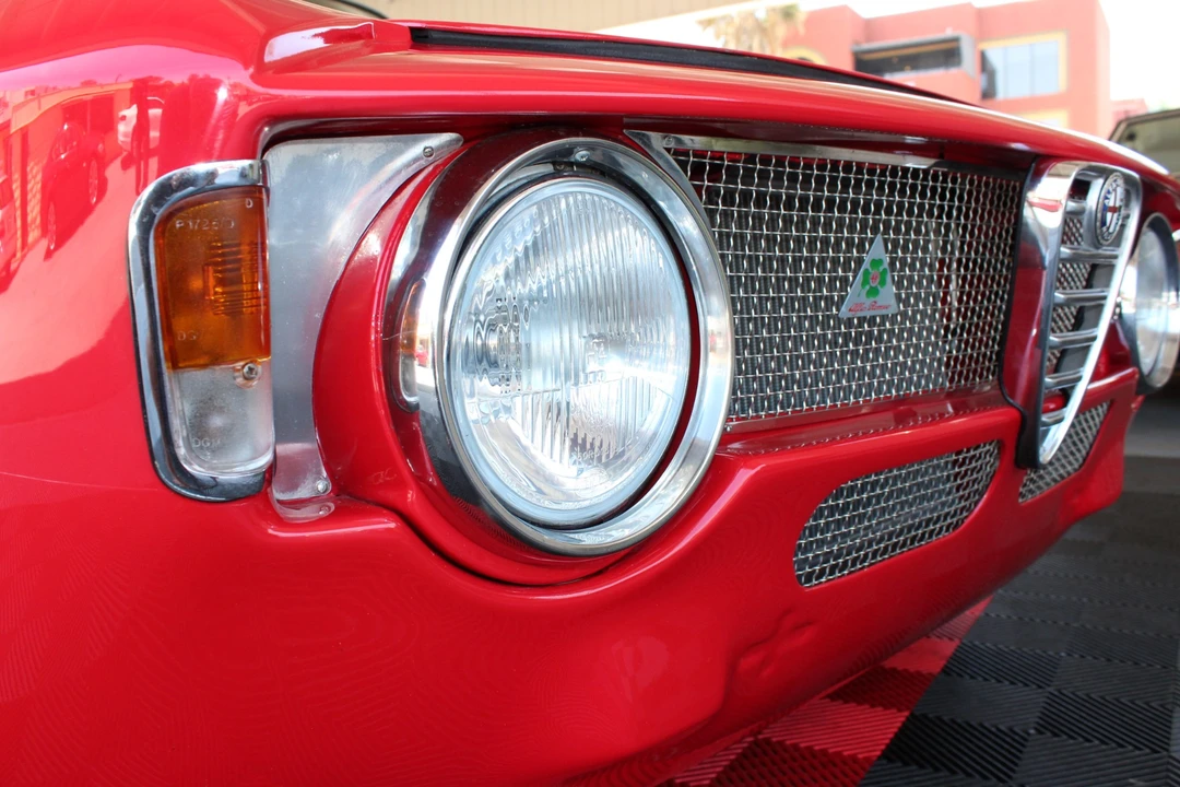 1964 Alfa Romeo Giulia Sprint GT - Image 29 of 31