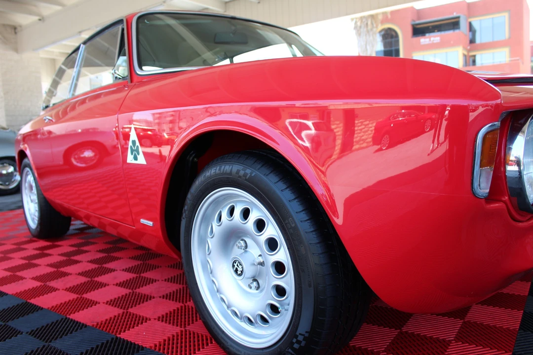 1964 Alfa Romeo Giulia Sprint GT - Image 30 of 31