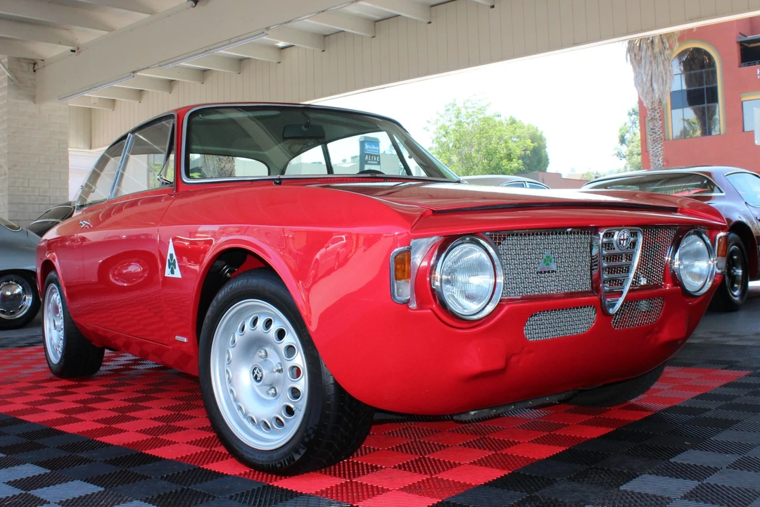 1964 Alfa Romeo Giulia Sprint GT - Image 8 of 31