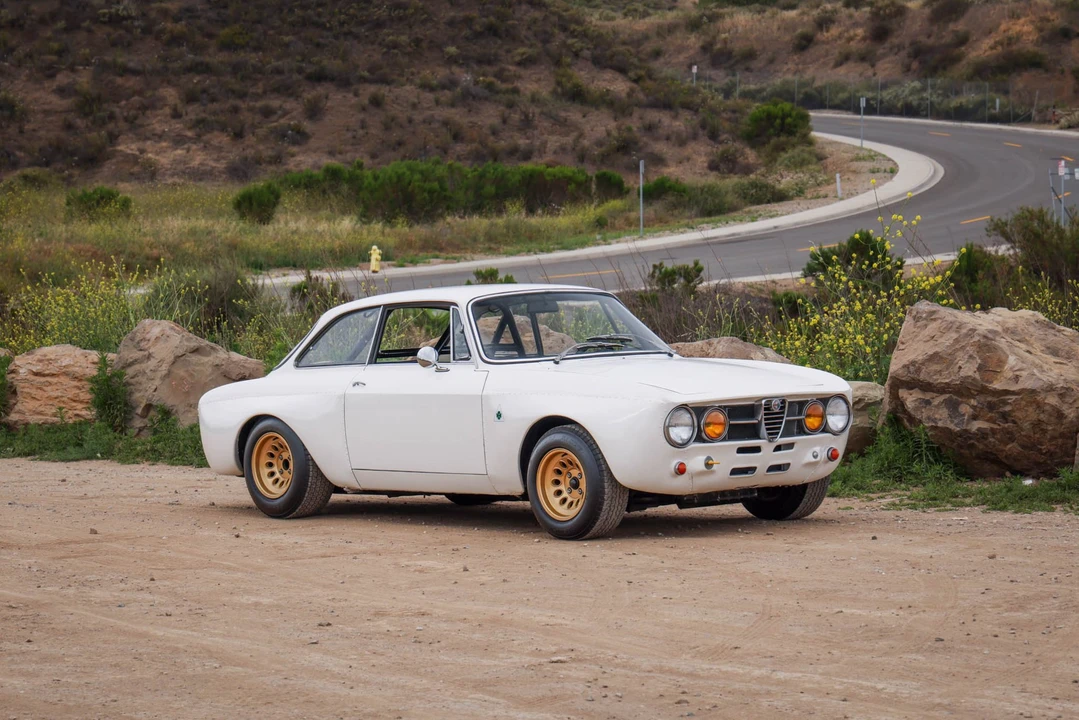 1969 Alfa Romeo GT 1300 Junior - Image 6 of 31