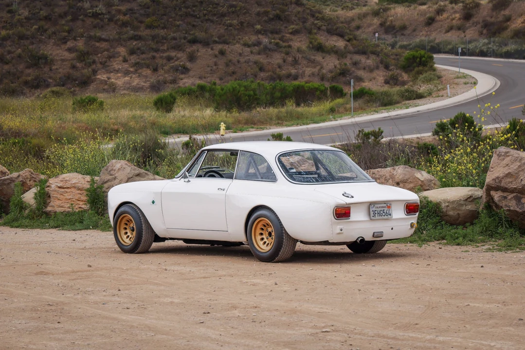 1969 Alfa Romeo GT 1300 Junior - Image 14 of 31