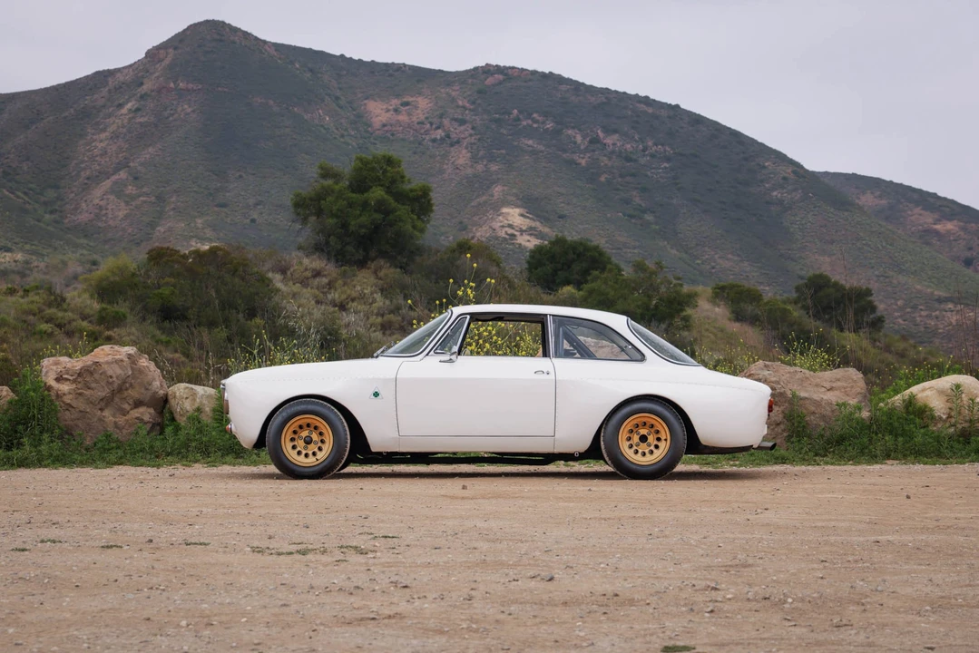 1969 Alfa Romeo GT 1300 Junior - Image 16 of 31