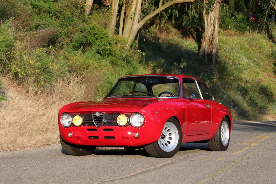 1974 Alfa Romeo GT 1300 Junior - Image 2 of 31