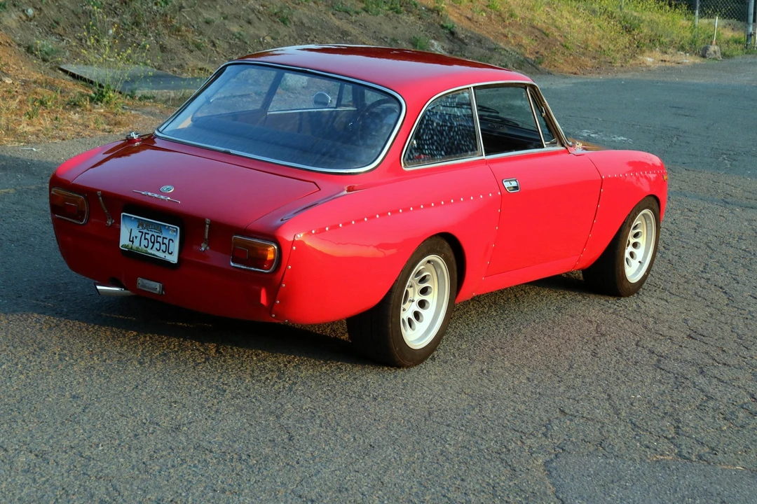 1974 Alfa Romeo GT 1300 Junior - Image 6 of 31