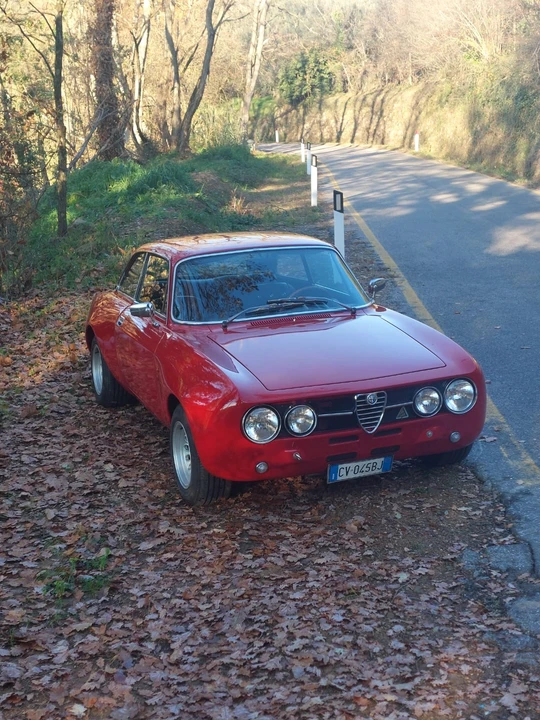 1973 Alfa Romeo 2000 GT Veloce - Image 20 of 31