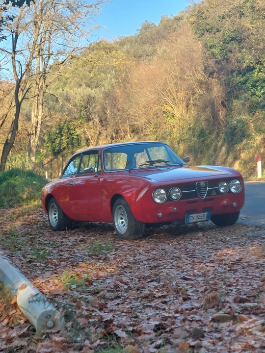 1973 Alfa Romeo 2000 GT Veloce - Image 24 of 31