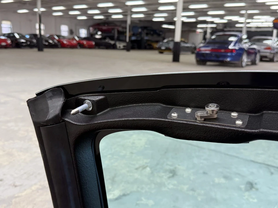 Parts & Memorabilia Bodywork - Image 2 of 4