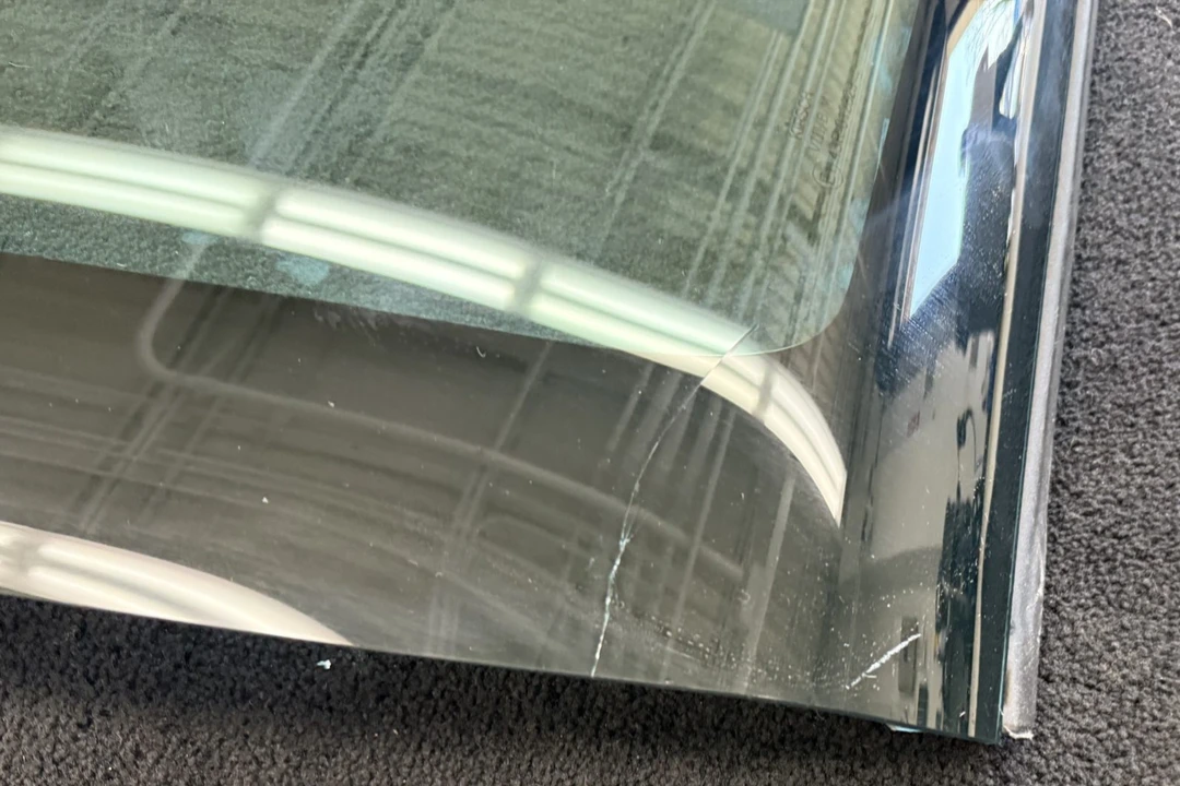 Parts & Memorabilia Bodywork - Image 3 of 4