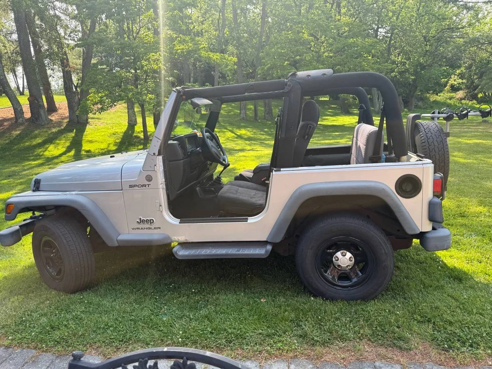 2004 Jeep TJ Wrangler - Image 12 of 14