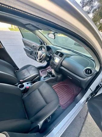 2015 Nissan Versa - Image 6 of 18