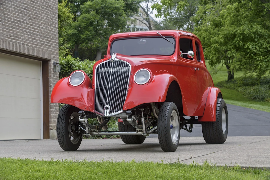1933 Willys - Image 2 of 31