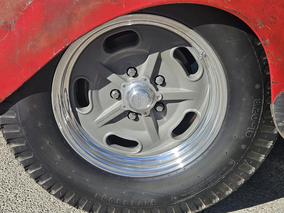 Vehicle image 17 of 31