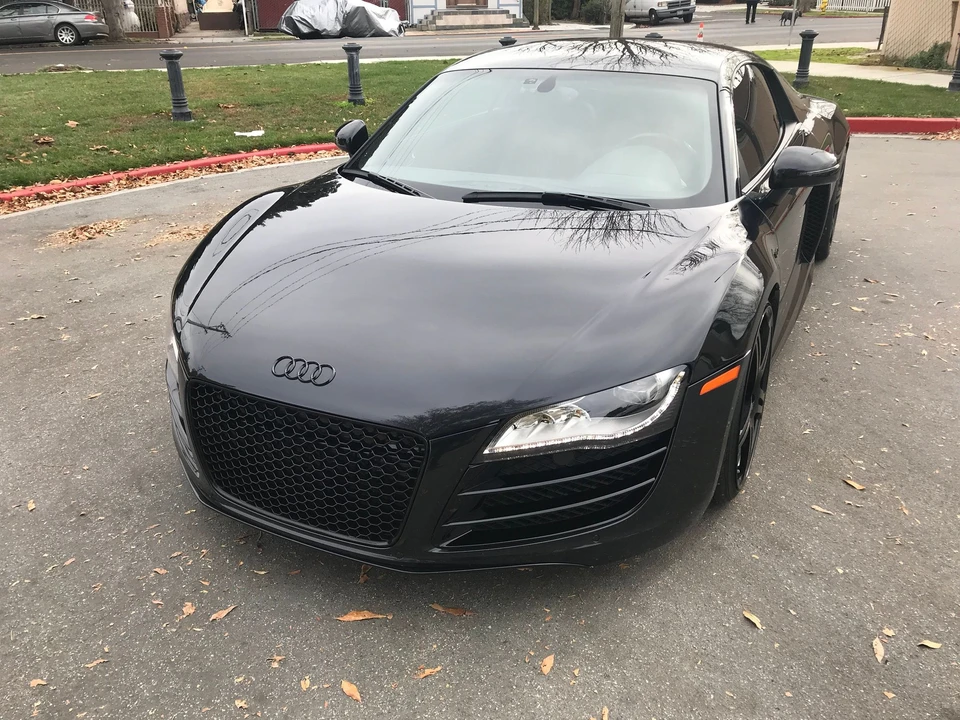 2010 Audi 42 R8 - Image 6 of 11