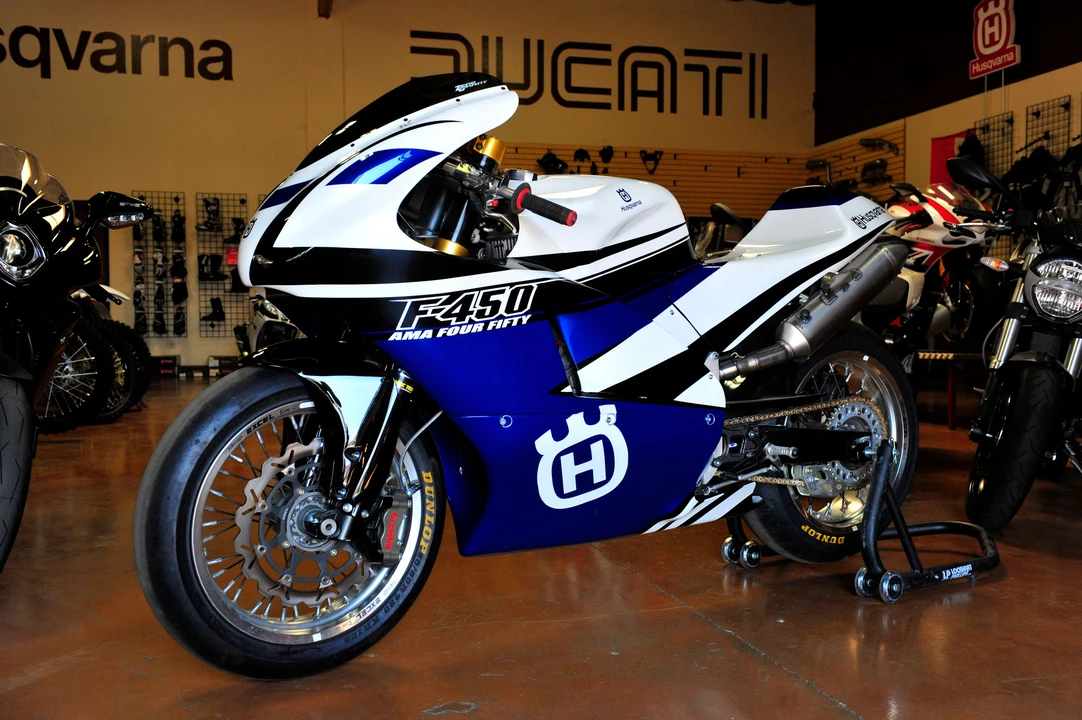 2009 Husqvarna - Image 2 of 5