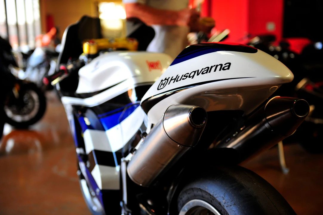 2009 Husqvarna - Image 4 of 5