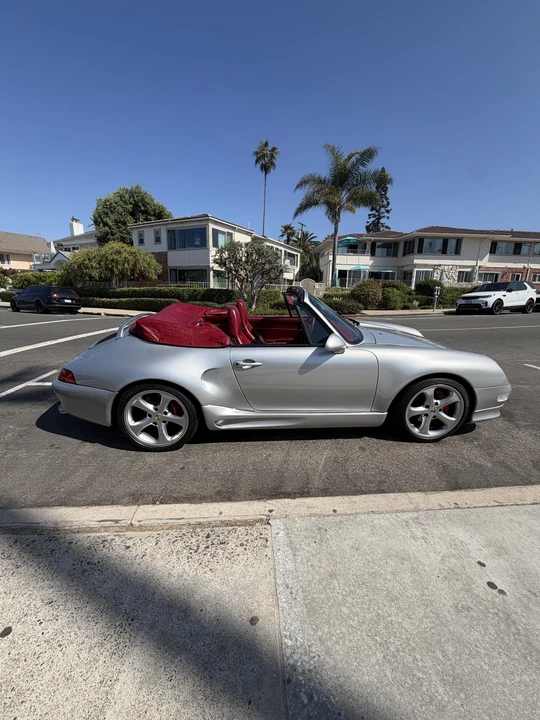 1998 Porsche 993 Carrera 4 - Image 9 of 31